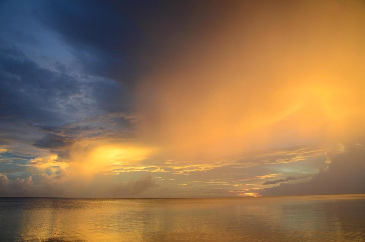 White Villas Resort Siquijor Dış mekan fotoğraf